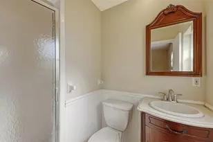 2425 Aspinwall St, Sarasota, FL 34237 - Photo 17