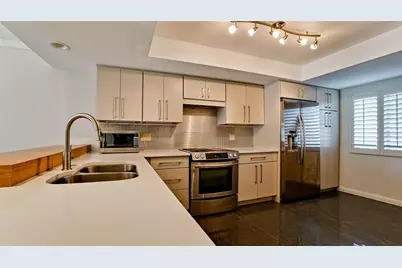 7000 Gulf Drive #115, Holmes Beach, FL 34217 - Photo 9