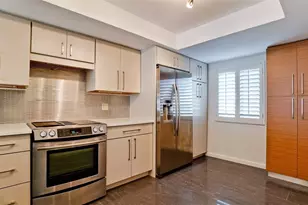 7000 Gulf Dr, Holmes Beach, FL 34217 - Photo 11