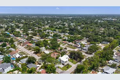 2604 Sydelle Street, Sarasota, FL 34237 - Photo 89