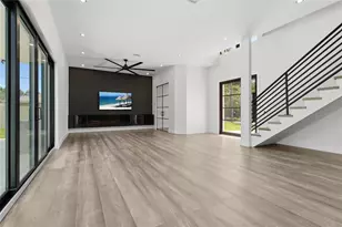 2604 Sydelle St, Sarasota, FL 34237 - Photo 31