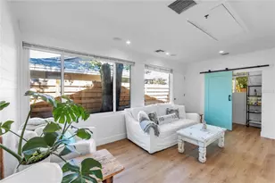 3842 Chapel Dr, Sarasota, FL 34234 - Photo 19