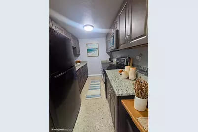 3007 15th Street W, Bradenton, FL 34205 - Photo 7