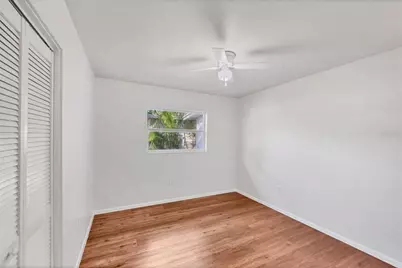 2410 Browning Street, Sarasota, FL 34237 - Photo 27