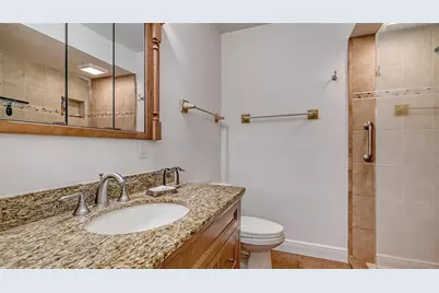 761 John Ringling Boulevard #5, Sarasota, FL 34236 - Photo 19