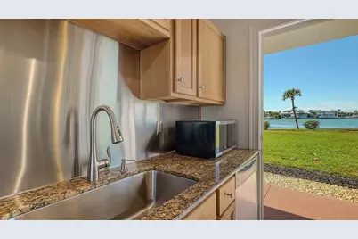 761 John Ringling Boulevard #5, Sarasota, FL 34236 - Photo 15
