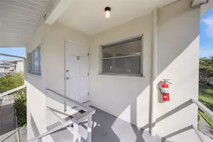 2507 Beneva Rd, Sarasota, FL 34232 - Photo 3