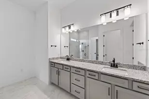 19111 Fox Lndg Pl, Lakewood Ranch, FL 34211 - Photo 35