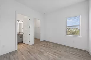 19111 Fox Lndg Pl, Lakewood Ranch, FL 34211 - Photo 45