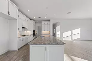 19111 Fox Lndg Pl, Lakewood Ranch, FL 34211 - Photo 11