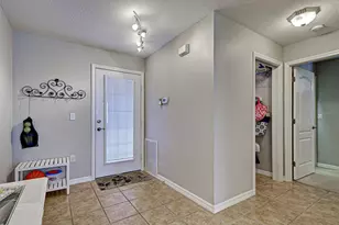 1406 Gondola Park Dr, Venice, FL 34292 - Photo 7