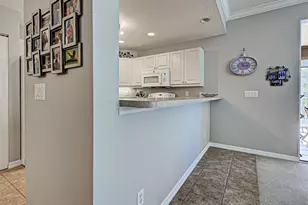 1406 Gondola Park Dr, Venice, FL 34292 - Photo 17