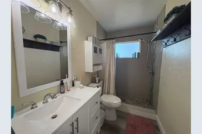 3932 Middlesex Place, Sarasota, FL 34241 - Photo 9