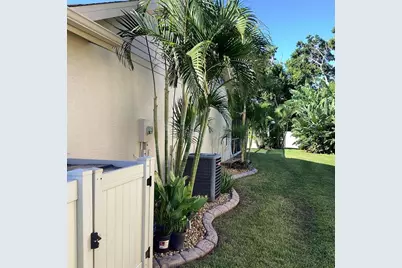 5142 41st Street W, Bradenton, FL 34210 - Photo 5