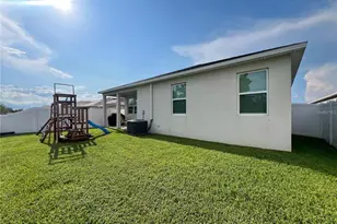 3567 74th Ave Circle E, Sarasota, FL 34243 - Photo 19