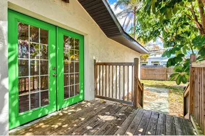 2586 Tami Sola Street, Sarasota, FL 34237 - Photo 37