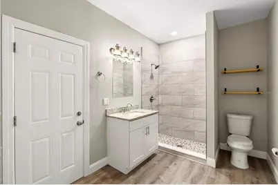 2586 Tami Sola Street, Sarasota, FL 34237 - Photo 23