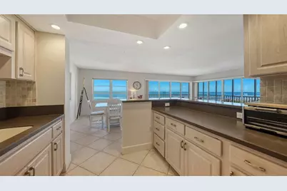 800 Benjamin Franklin Drive #308, Sarasota, FL 34236 - Photo 17