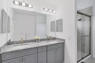 9924 Crystal Isles Cir, Sarasota, FL 34241 - Photo 15