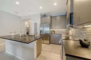 3115 Trustee Ave, Sarasota, FL 34243 - Photo 11