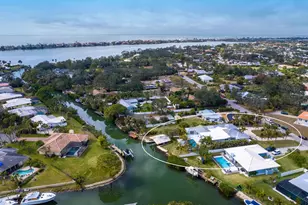 221 Lychee Rd, Nokomis, FL 34275 - Photo 5