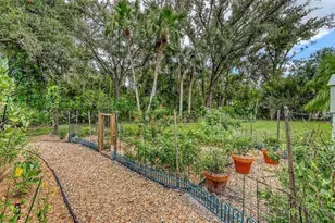 7604 Weeping Willow Cir, Sarasota, FL 34241 - Photo 61