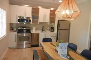 6732 Sarasea Cir, Sarasota, FL 34242 - Photo 5