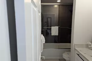 6732 Sarasea Cir, Sarasota, FL 34242 - Photo 25