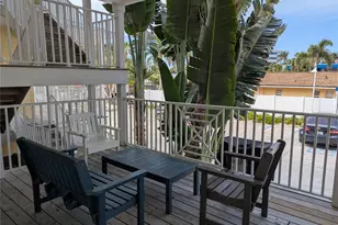 6732 Sarasea Cir, Sarasota, FL 34242 - Photo 3