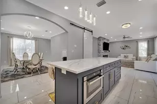 7618 16th Ct, Sarasota, FL 34243 - Photo 13