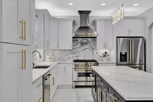 7618 16th Ct, Sarasota, FL 34243 - Photo 9