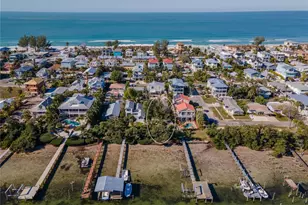 2316 Canasta Dr, Bradenton Beach, FL 34217 - Photo 11