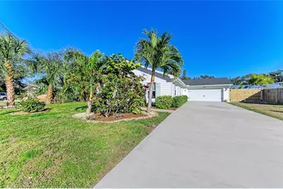 606 19th Avenue W, Palmetto, FL 34221 - Photo 5