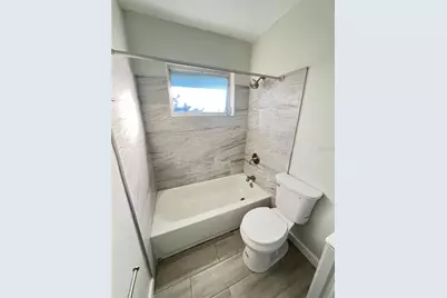 6351 Gateway Avenue, Sarasota, FL 34231 - Photo 5