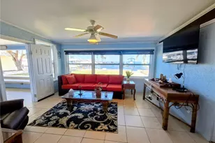 218 22nd St NE, Bradenton, FL 34208 - Photo 23