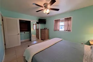 218 22nd St NE, Bradenton, FL 34208 - Photo 17
