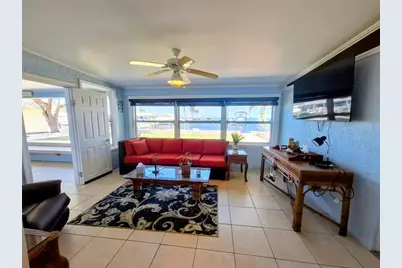 218 22nd Street NE, Bradenton, FL 34208 - Photo 11