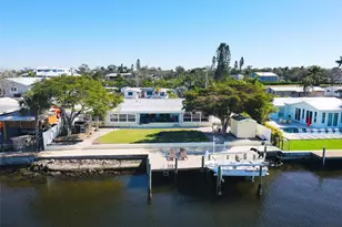 218 22nd St NE, Bradenton, FL 34208 - Photo 1