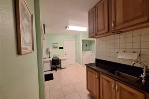 218 22nd St NE, Bradenton, FL 34208 - Photo 27
