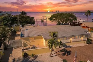 218 22nd St NE, Bradenton, FL 34208 - Photo 5