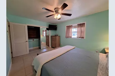 218 22nd Street NE, Bradenton, FL 34208 - Photo 15