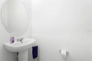 1828 Vanora Ln, Sarasota, FL 34240 - Photo 17