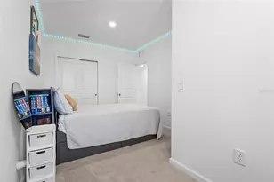 1828 Vanora Ln, Sarasota, FL 34240 - Photo 27