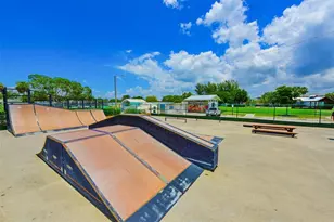 614 Gladstone Ln, Holmes Beach, FL 34217 - Photo 59