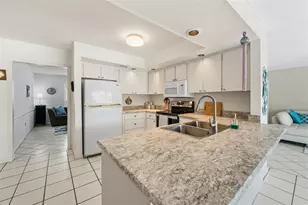 614 Gladstone Ln, Holmes Beach, FL 34217 - Photo 21