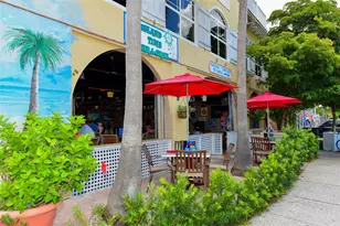 614 Gladstone Ln, Holmes Beach, FL 34217 - Photo 49