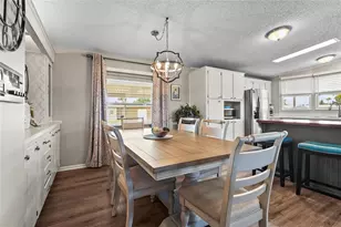 8470 Imperial Cir, Palmetto, FL 34221 - Photo 13