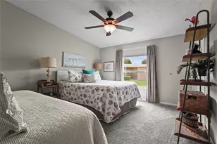 8470 Imperial Cir, Palmetto, FL 34221 - Photo 27