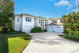 5018 63rd Dr W, Bradenton, FL 34210 - Photo 1