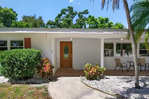 4808 Riverwood Ave, Sarasota, FL 34231 - Photo 3